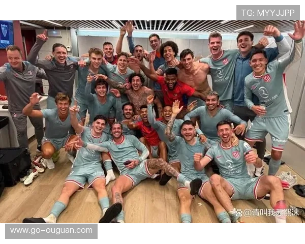 巴黎圣日耳曼与朗斯榜首之争进入白热化，分差仅1分。